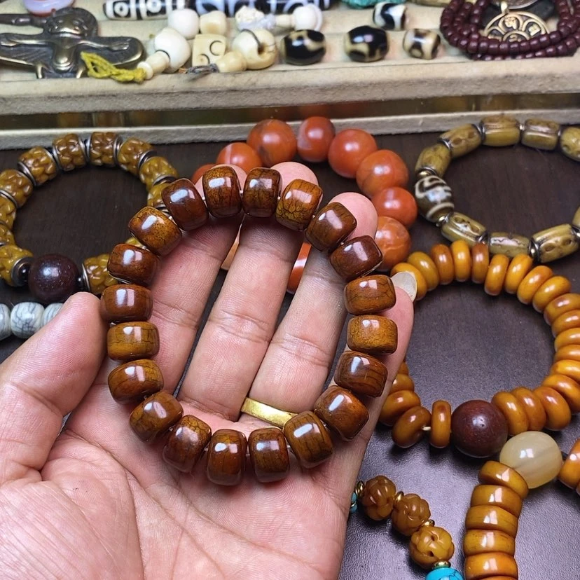 【闪购商品】玻璃颈饰我们要好好学习