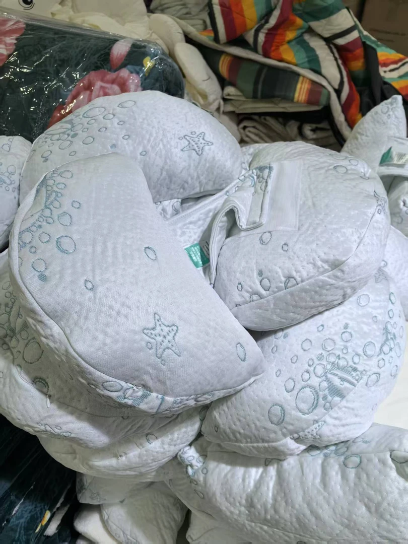 《兵哥外贸》3楼浅蓝色凉感母婴枕 发1套