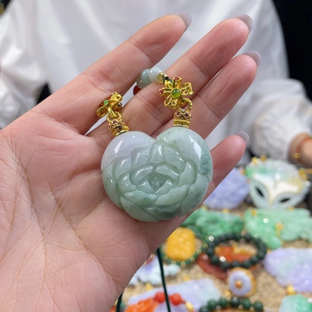 翡翠颈饰未镶嵌代编织