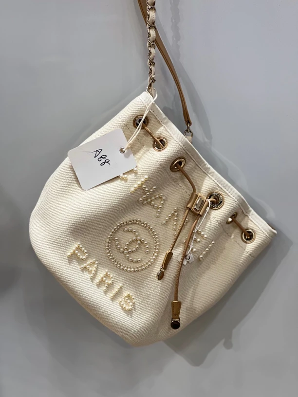 95新 Chanel/香奈儿 夏七中古/香奈儿白牛仔水桶单肩包/a88