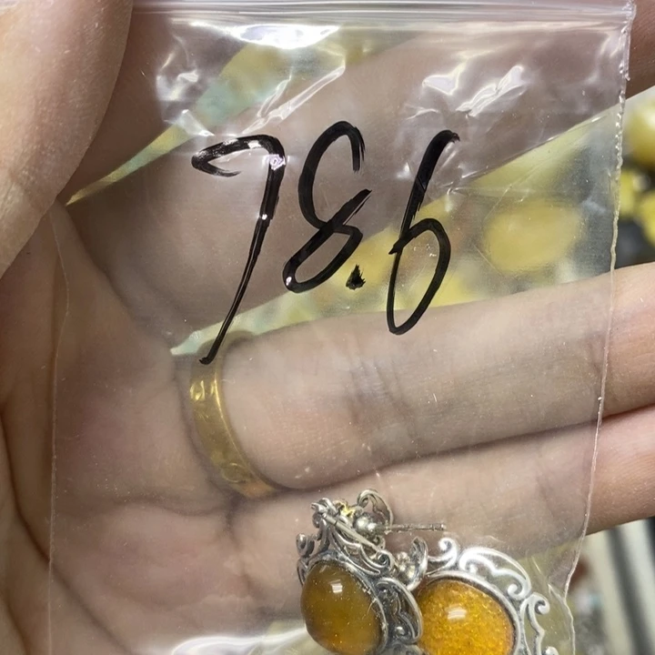 蜜蜡银S925镶嵌裸石耳钉