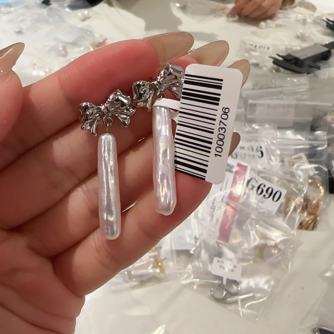 淡水珍珠耳饰合金