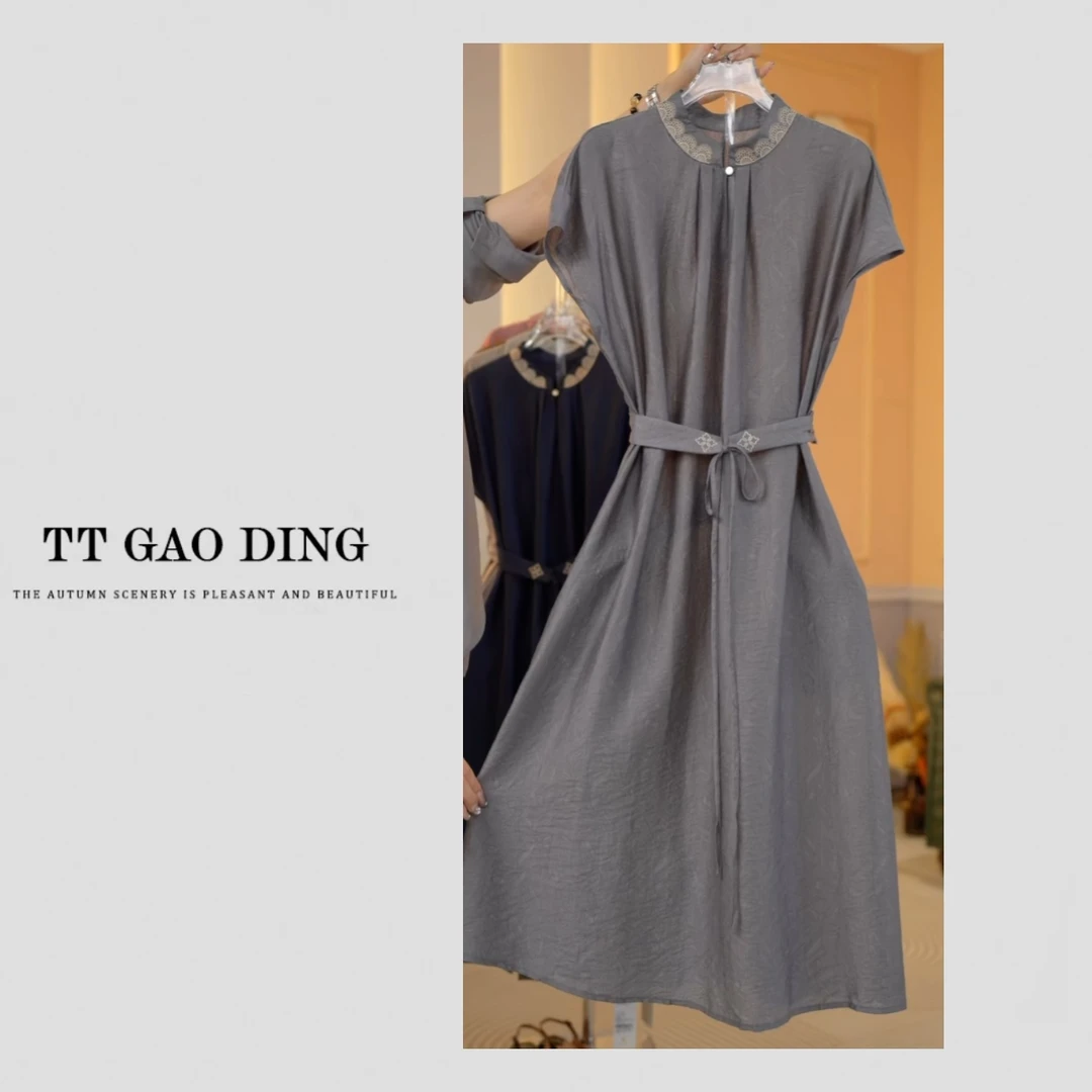 轻奢图腾刺绣阔太太宴会连衣裙女高级感中式新款收腰气质A字裙