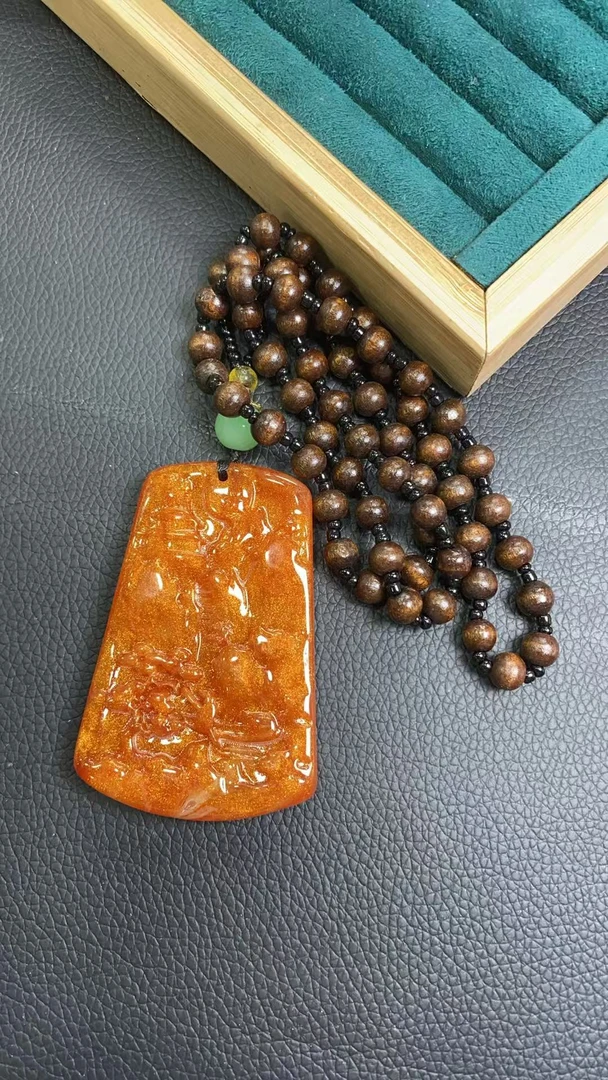 精品时尚手链龙血松丫470