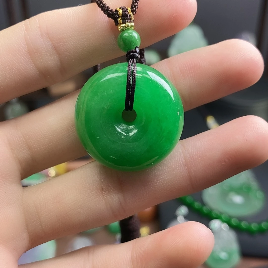 吊坠(赠链)未镶嵌翡翠