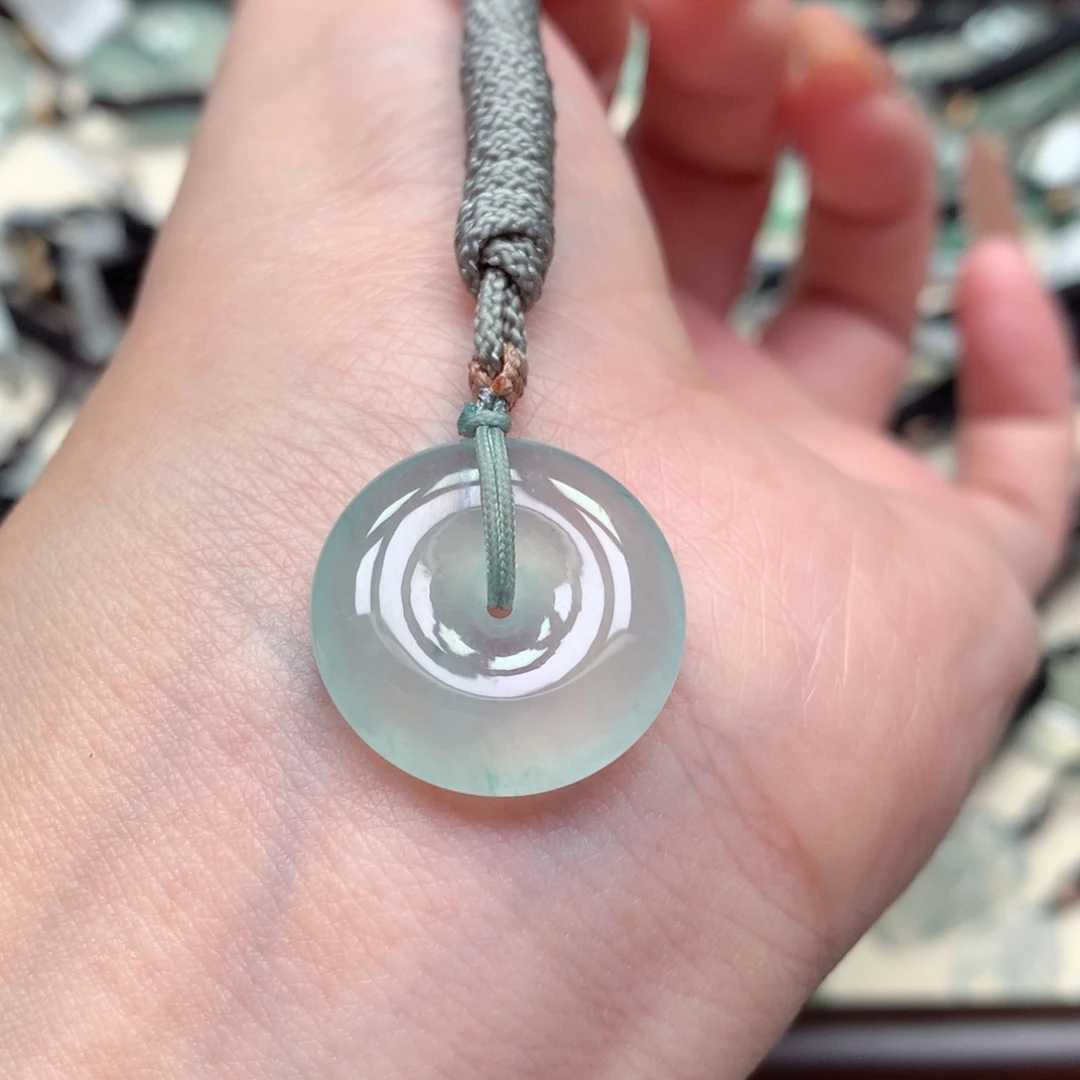 翡翠未镶嵌颈饰扣子