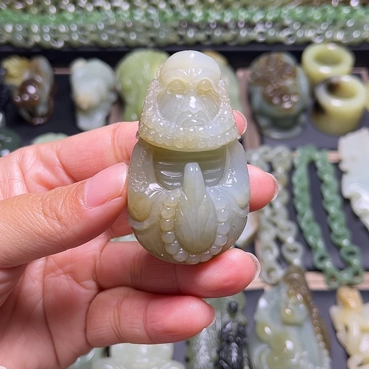 和田玉未镶嵌挂件