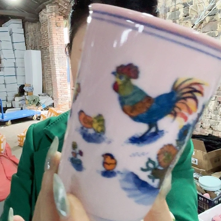 陶摆件景德镇高温陶瓷可乐杯鸡画片红希希