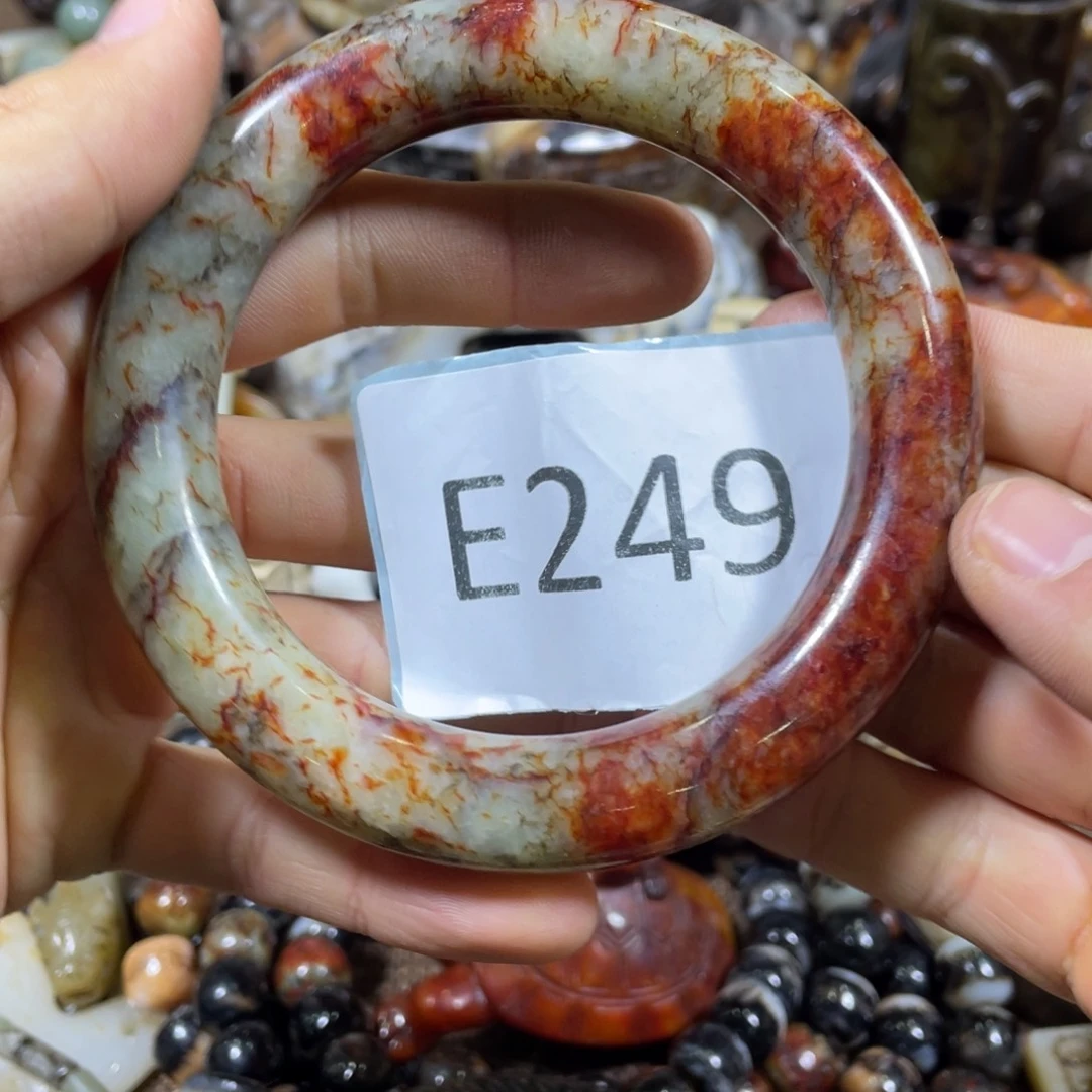 和田玉吊坠(不含链)未镶嵌