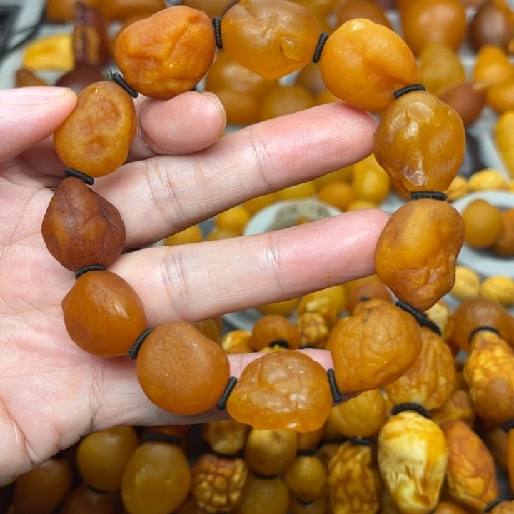 琥珀未镶嵌裸石天然蜜蜡手串