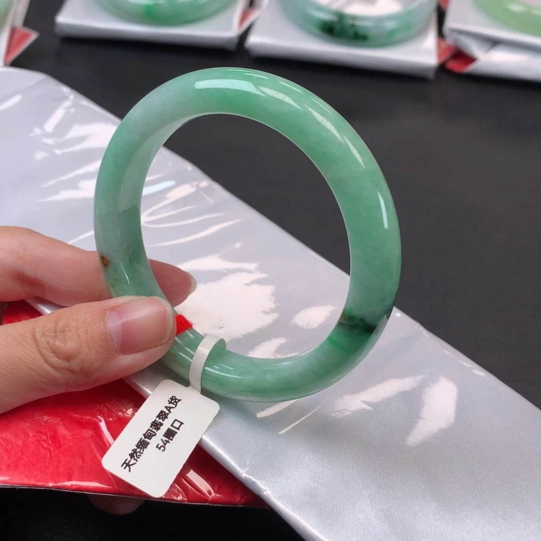 翡翠未镶嵌手镯54圈口甜绿色