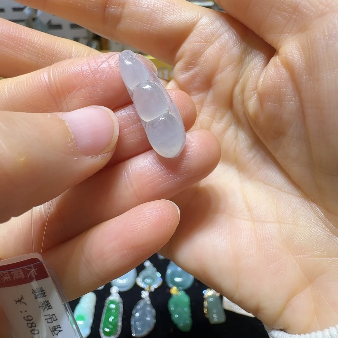 翡翠未镶嵌吊坠(不含链)翡翠吊坠