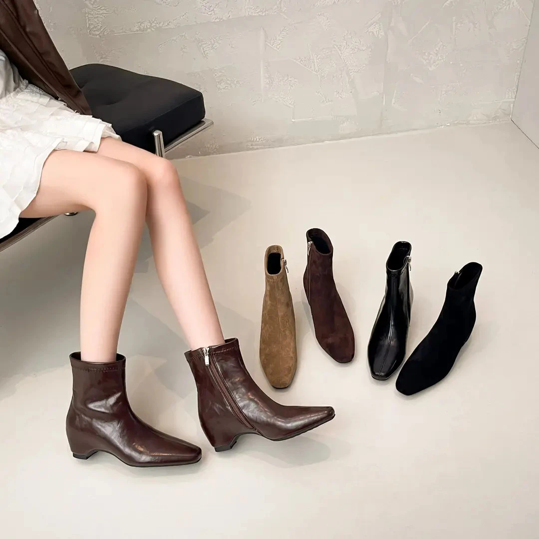 秋冬新款法式复古百搭弹力瘦瘦靴极简精致鞋子女款爆款2025新款