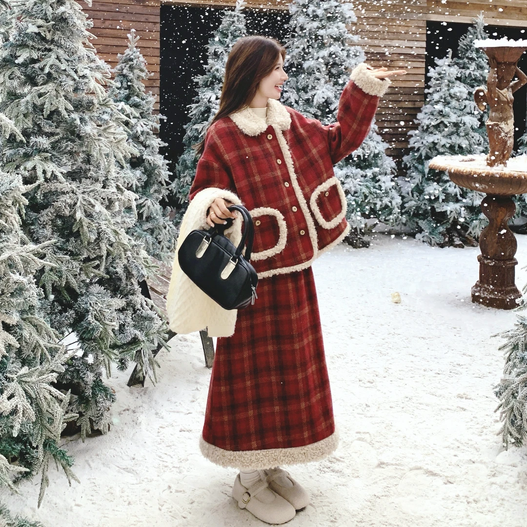 圣诞红格纹羊羔毛外套半身裙两件套女冬季氛围感拉满超好看套装裙