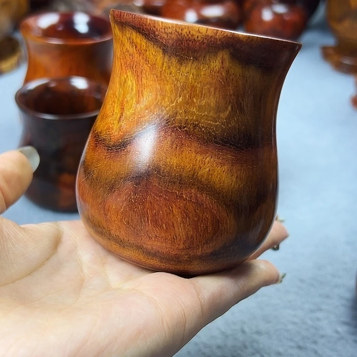 父****T越南黄梨木水杯一个