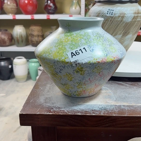 瓶M****n高22口9。陶瓷花瓶摆件摆件。611