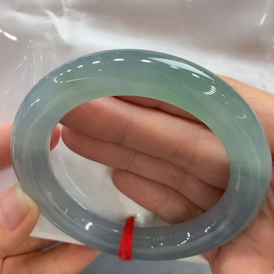 翡翠未镶嵌手镯60圆条