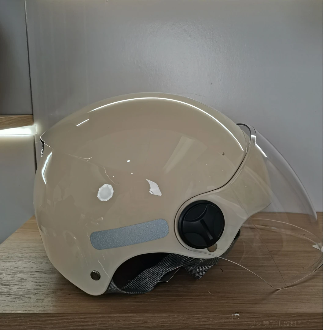 309亮光米白四季款电动车头盔