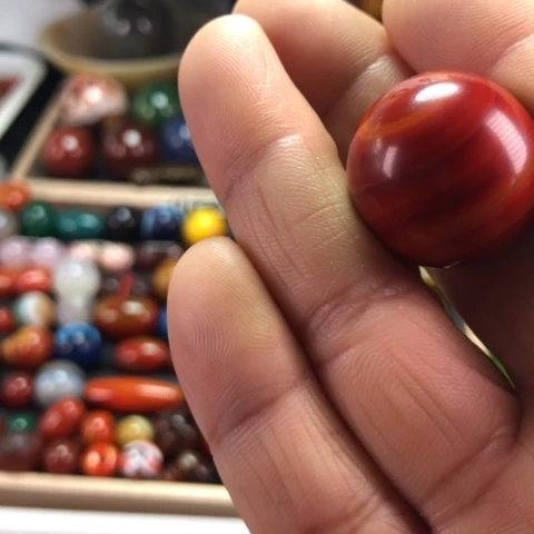 玛瑙/玉髓颈饰未镶嵌在****…