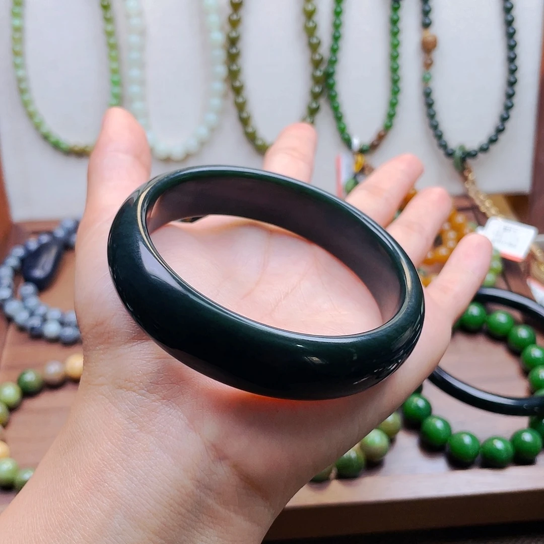 未镶嵌手链和田玉许*