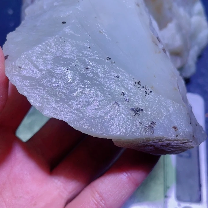 和田玉（糖玉）未镶嵌珠宝半成品