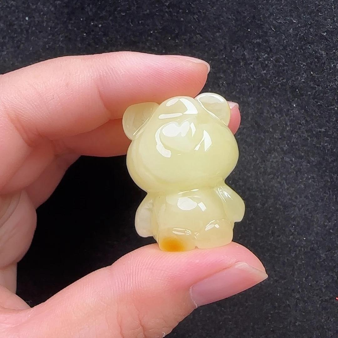 蜜蜡未镶嵌珠宝奇石