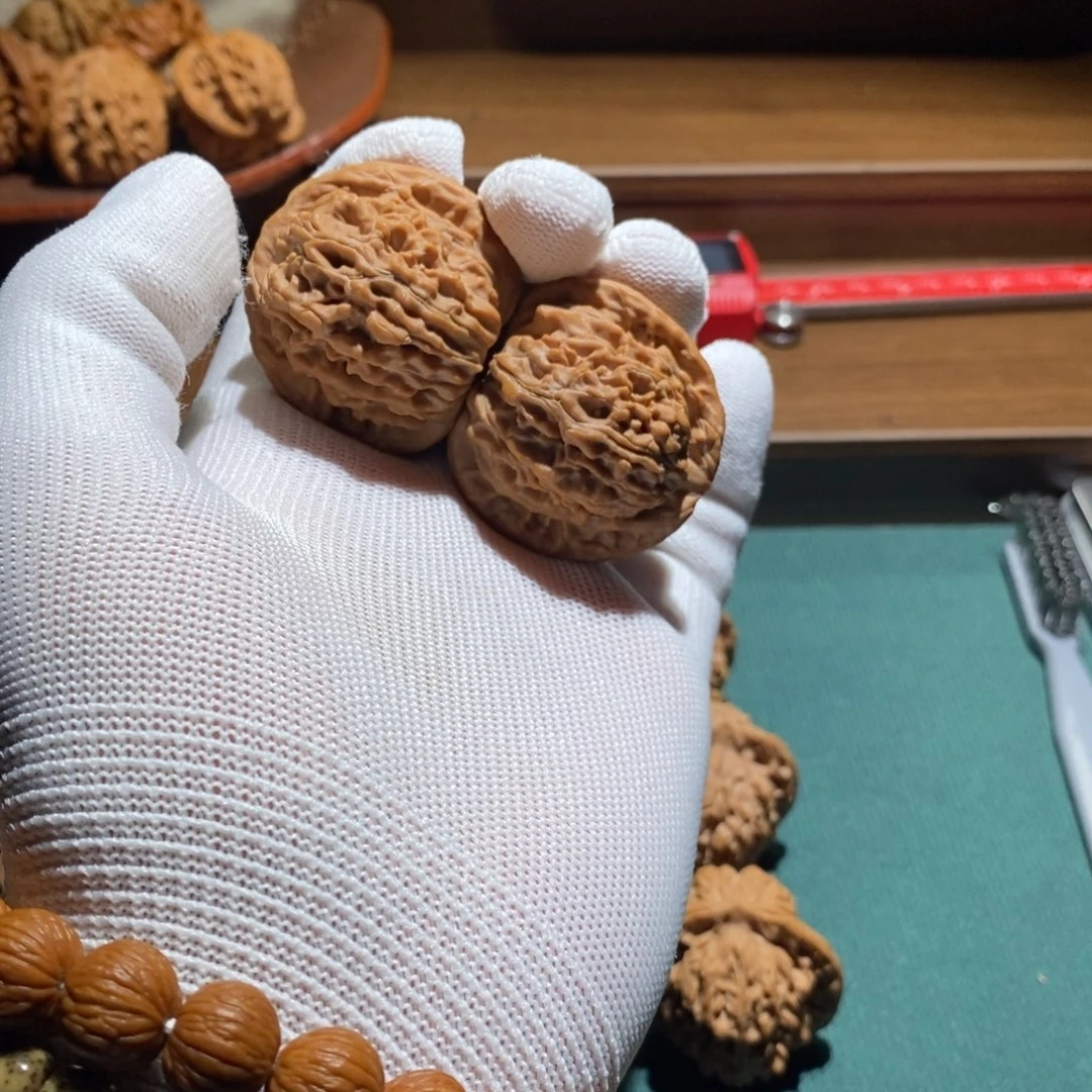 文玩核桃吊坠楼子