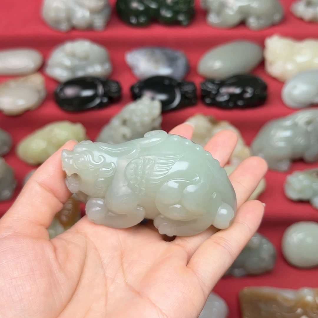 未镶嵌和田玉（糖玉）把件