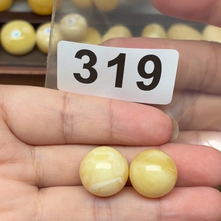 桐***灵裸石蜜蜡未镶嵌微瑕15.5+15