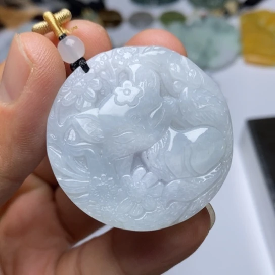 翡翠未镶嵌颈饰翡翠