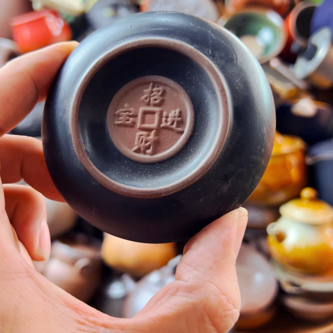 瓷片粗暴又无趣味性与现实生活性之间相互