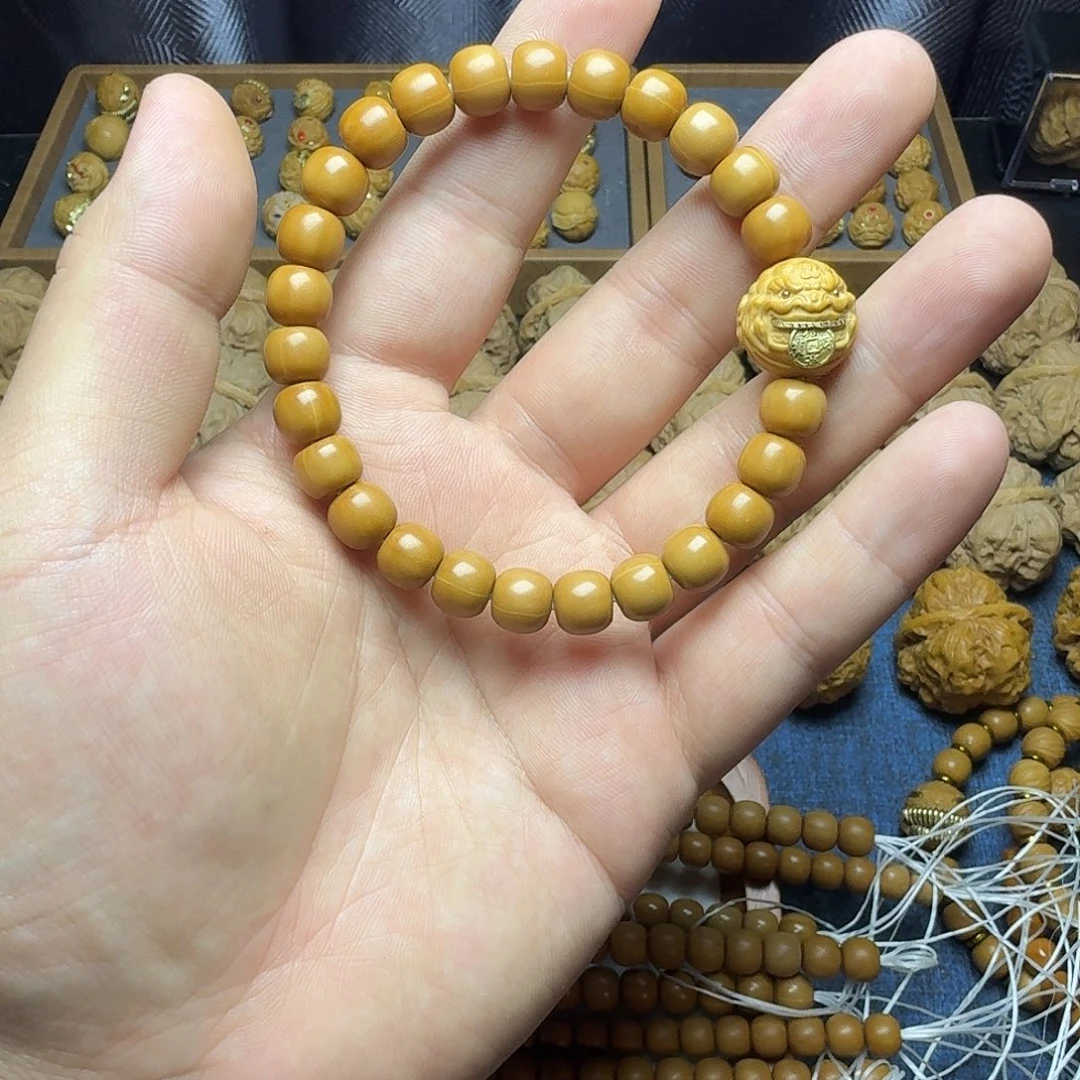 猴头核桃吊坠全品9.3➕钱僧