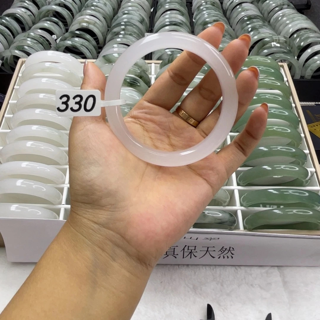 未镶嵌手镯石英岩玉330