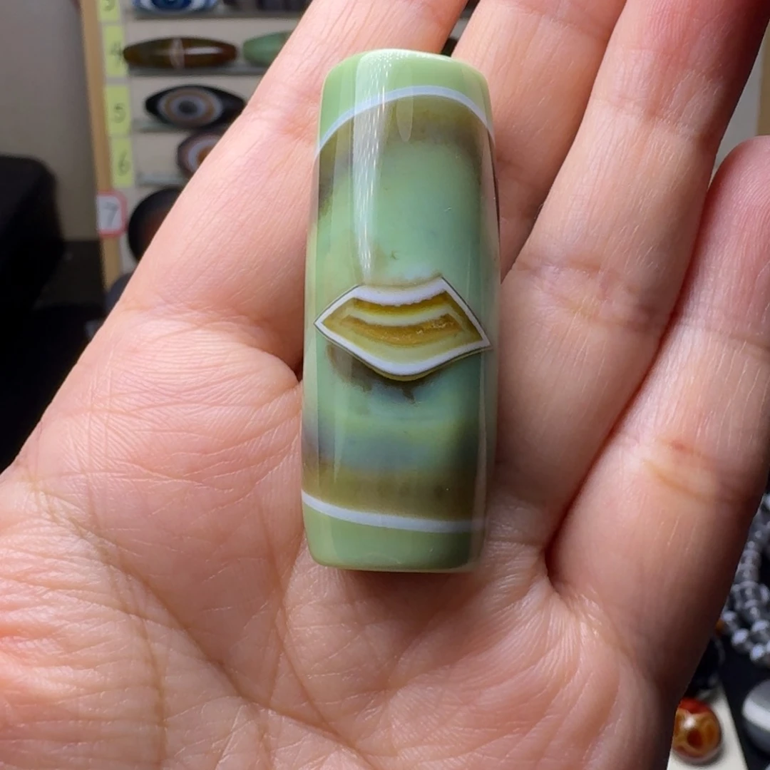 「***」玛瑙/玉髓颈饰未镶嵌