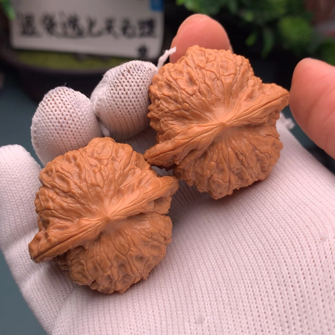 文玩核桃把件一**你血麒麟33
