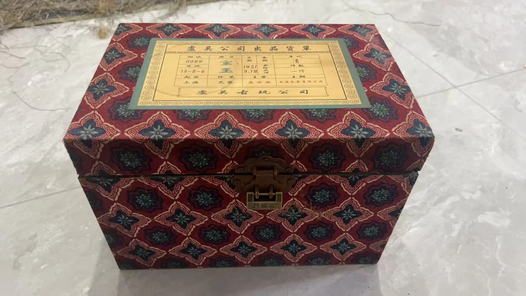 【闪购链接】锦绫箱摆件