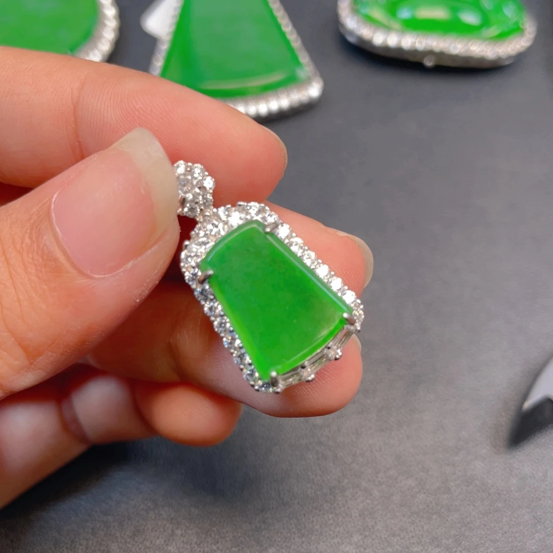 吊坠(不含链)银S925镶嵌翡翠