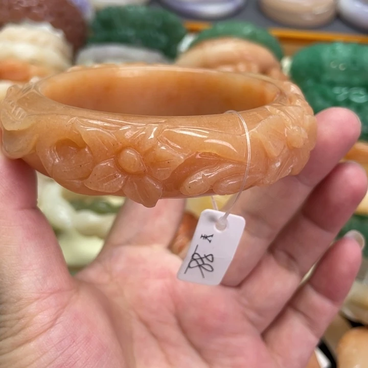 未镶嵌石英岩玉珠宝奇石洛*