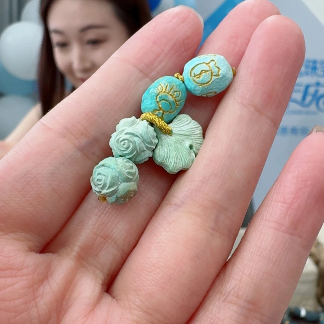 未镶嵌绿松石珠宝奇石