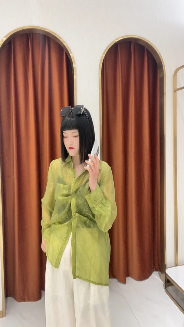 （老郭说穿搭）金2025时尚衬衣