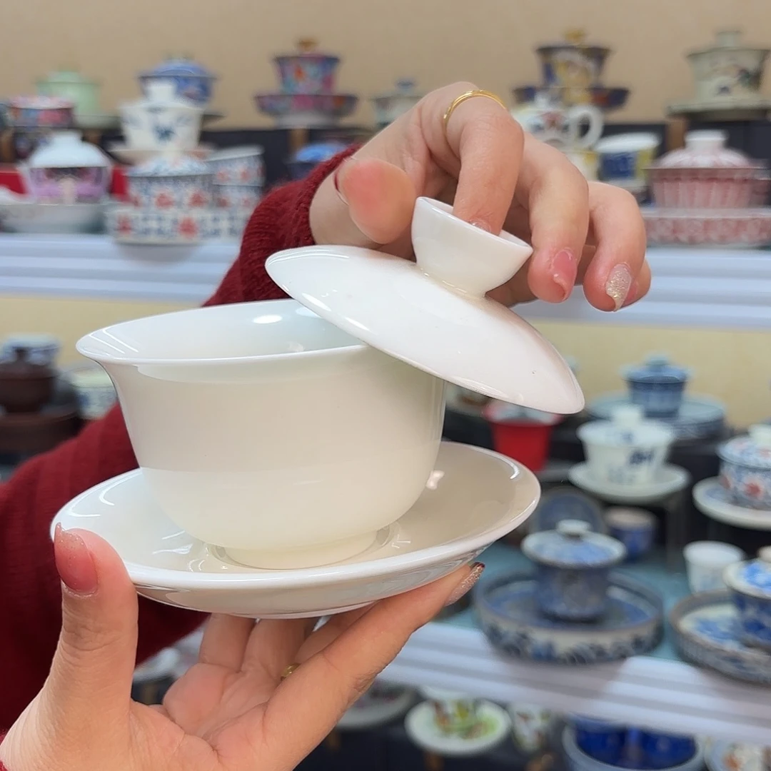 盖碗里的水煮开后