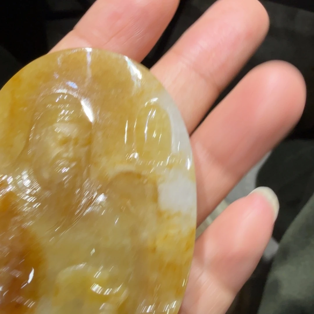 翡翠未镶嵌颈饰关公