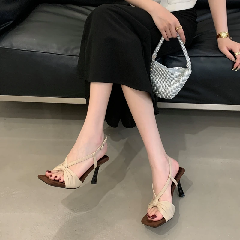 法式方头细跟凉鞋女2025夏新款绝美蝴蝶结高跟露趾性感外穿半拖鞋