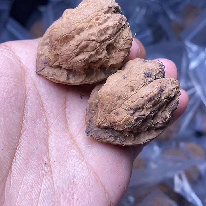 文玩核桃吊坠    39