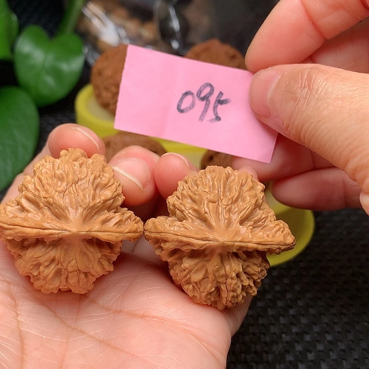 【闪购商品】把件文玩核桃39.5霞云岭095