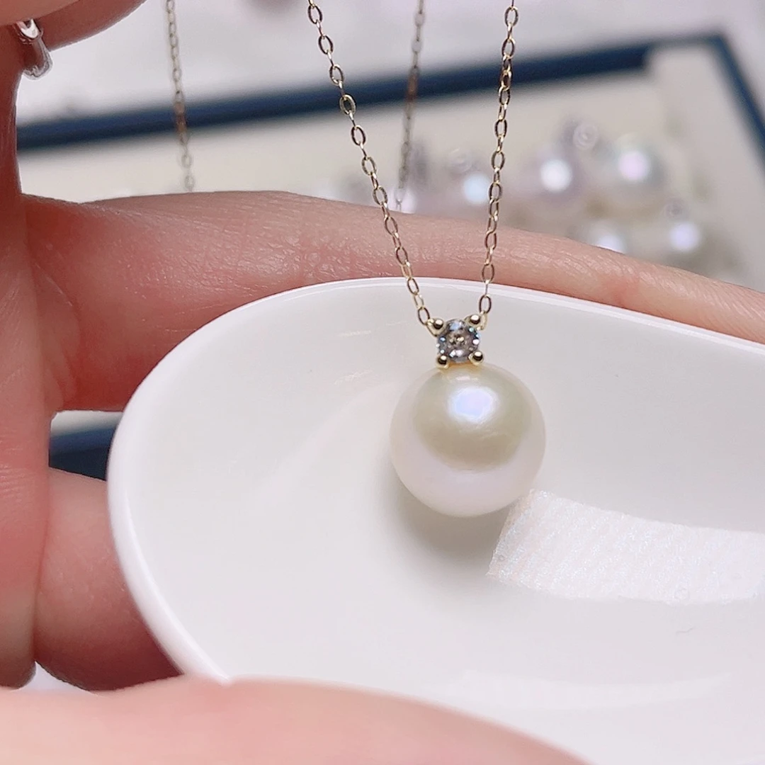 淡水珍珠吊坠(赠链)未镶嵌