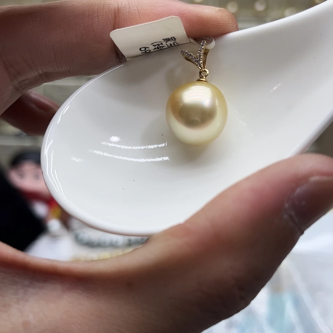 颈饰海水珍珠18K金镶嵌