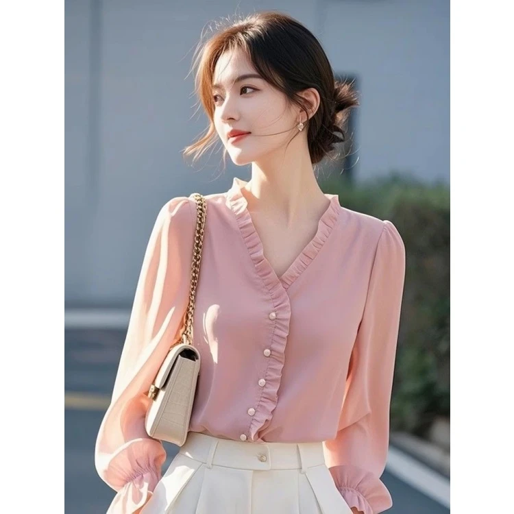 2025年秋季新款通勤设计感高级法式粉色木耳边v领长袖衬衫上衣女