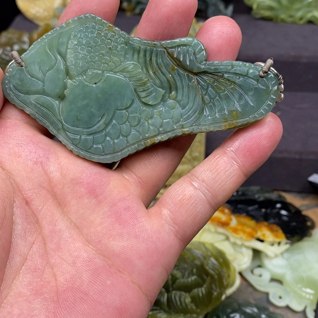 蛇纹石玉未镶嵌吊坠(赠链)