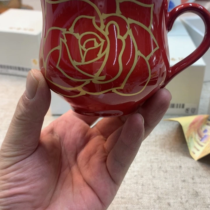 金瓷阁家的美丽瓷器